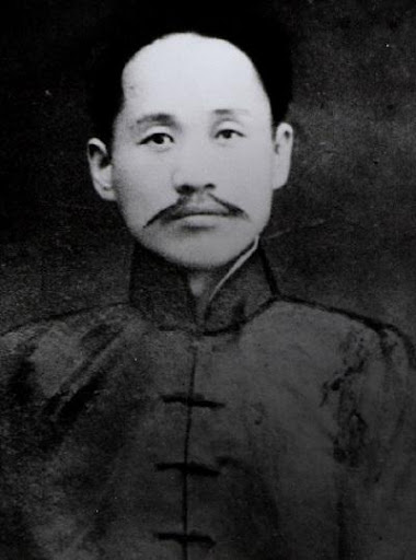 Shin Chae-ho, Korean historian, nationalist theorist and anarchist intellectual, photographed in the early twentieth century. Shin Chae-ho rewrote Korean history to establish an independent national narrative and later developed a systematic anarchist critique of both Japanese imperialism and Korean nationalist elites.